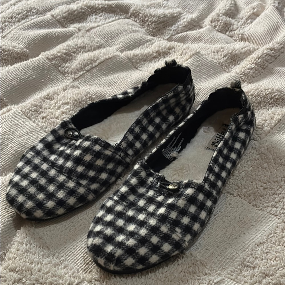 Checkered Flats